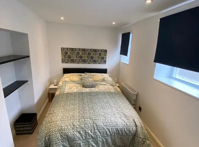 Buckingham House Apartment 2